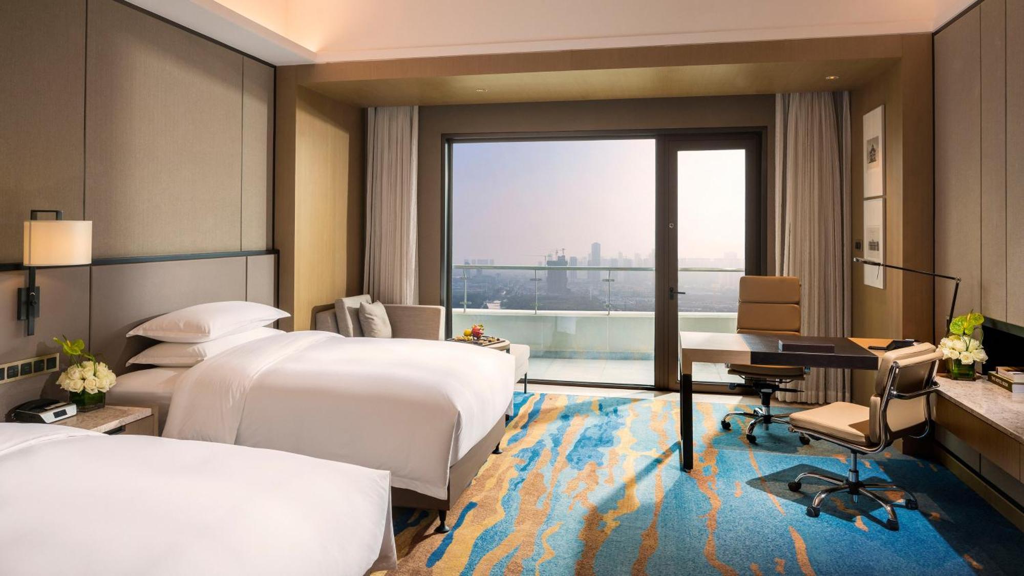 Intercontinental Wuhan By Ihg - Yangtze River View Exterior foto